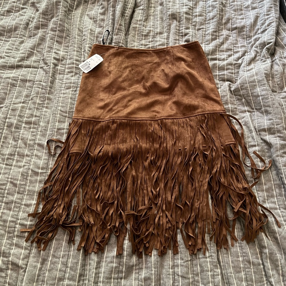 NWT fringe skirt - Picture 5 of 5